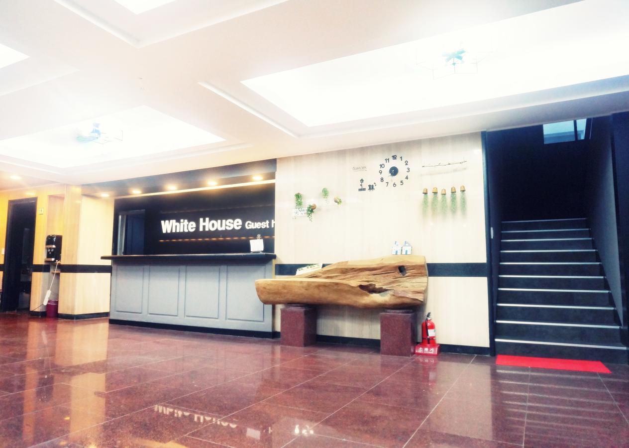 Hotel White House à Sokcho Extérieur photo